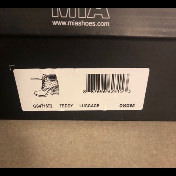 Mia Booties - Picture 7 of 8